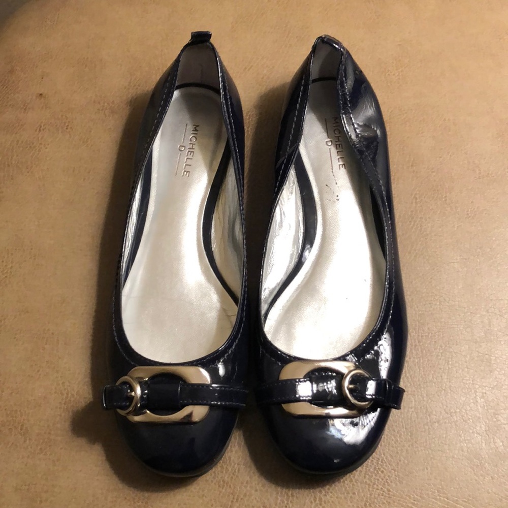 8 1/2 Medium navy blue flats - Picture 1 of 5